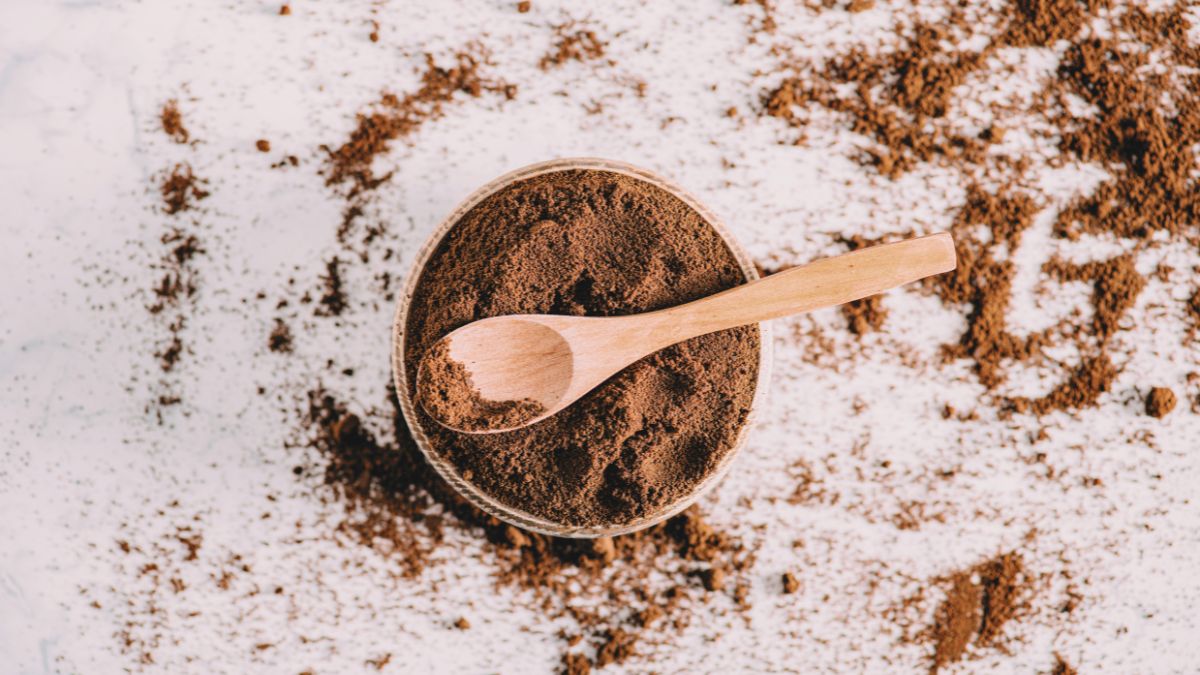 8 clevere Anwendungen für Kaffeesatz – nicht wegwerfen!