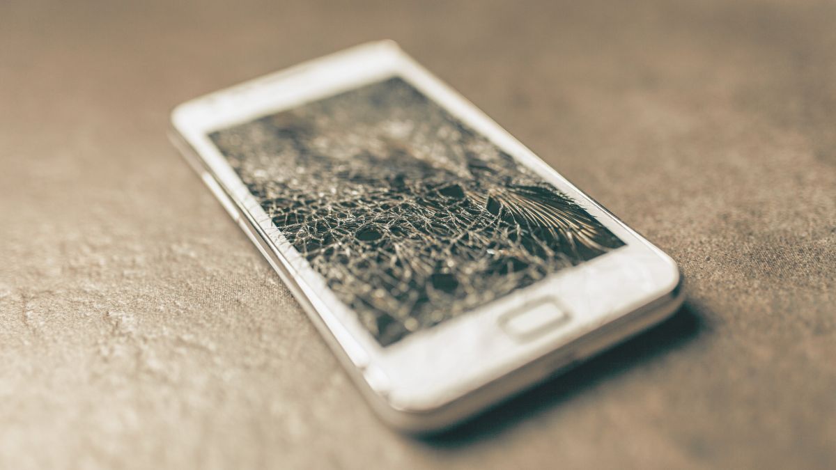 Samsung, Google, iPhone & Co.: Reparieren ist einfacher als gedacht