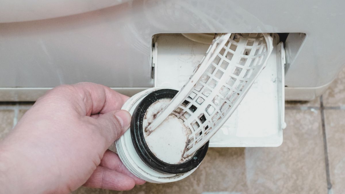 Spare Kosten und verlängere die Lebensdauer deiner Waschmaschine - denn man kann fast alle Defekte an der Waschmaschine reparieren, meistens sogar ohne Handwerker.
